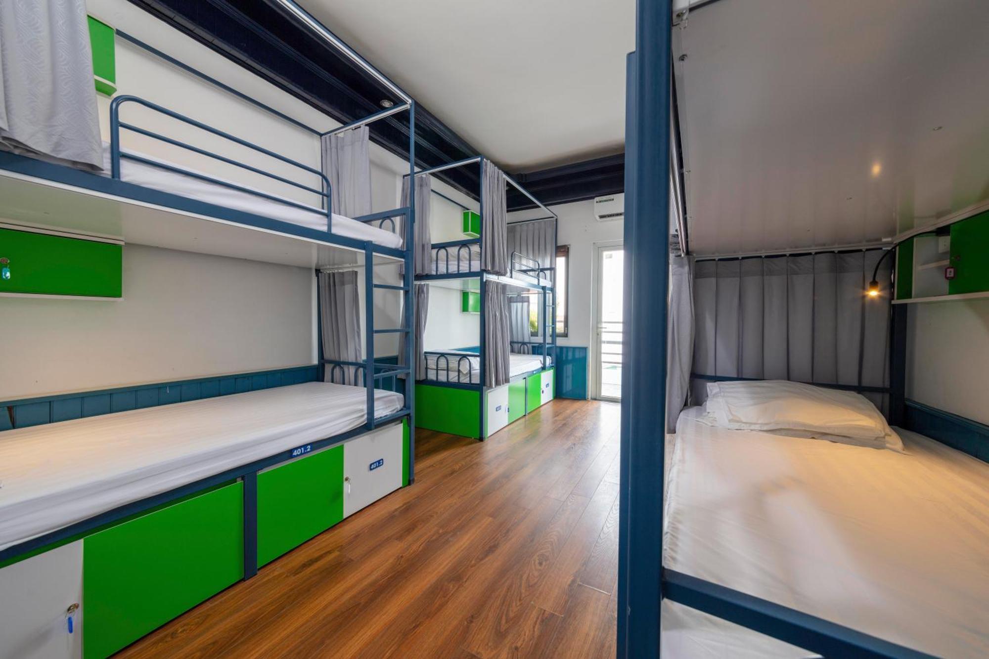 Hanoi Solo Hostel Экстерьер фото