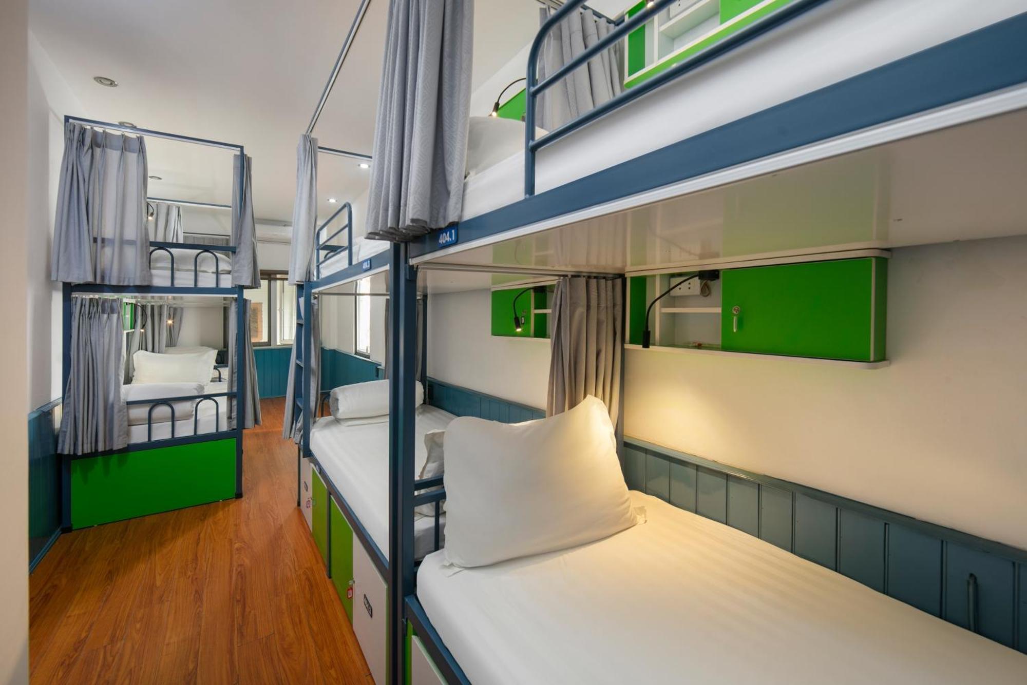 Hanoi Solo Hostel Экстерьер фото